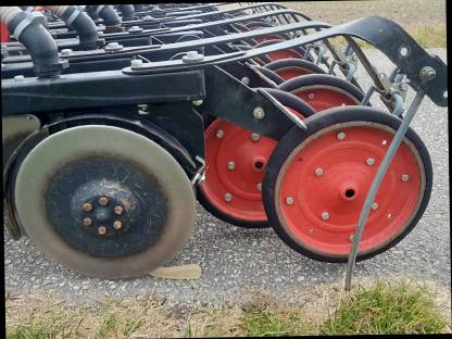 Bild 6:Sämaschine samt Frontpacker Horsch Express 3TD