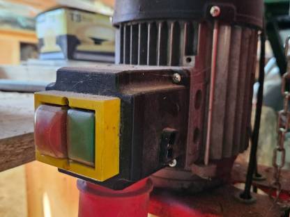 Bild 3:Holzspalter 6 t