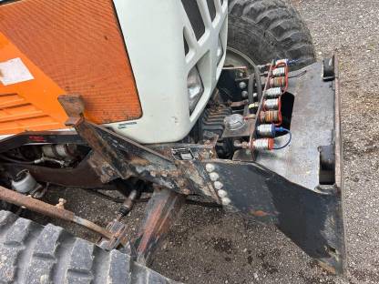 Bild 2:Schneepflugplatte Steyr 9094