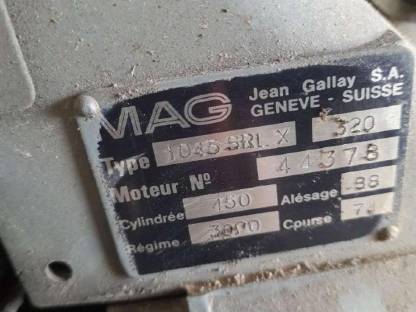 Bild 4:AEBI AM 41 mit Gabelschwadformer und MAG-Motor