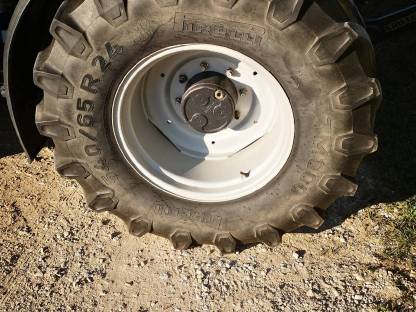 Traktorreifen 540/65R24 und 600/65R34