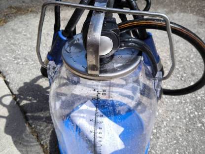 Bild 2:30 l De Laval Melkeimer