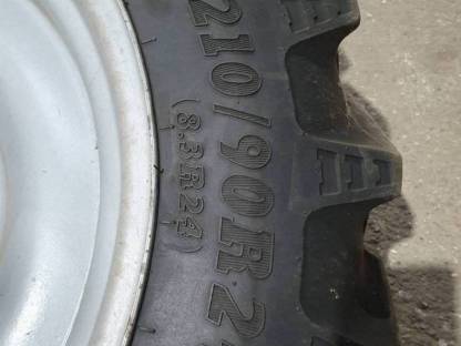 Bild 2:Pflegereifen/Kulturreifen