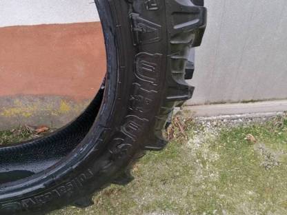 230/95 R36