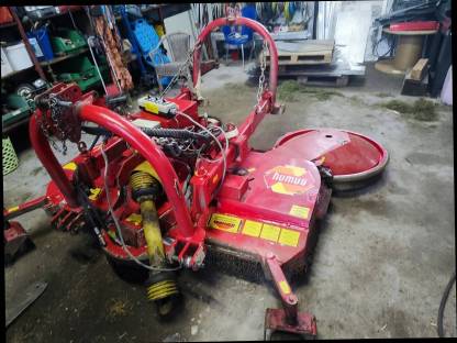 Bild 5:Scheren-Sichelmulcher 4 m