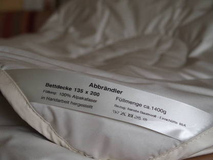 Bild 2:Alpaka Bettdecke