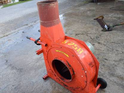 Bild 2:Buchmann Hackschnitzelgebläse S-250