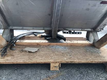 Bild 3:Salzstreuer - Splittstreuer