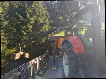 Bild 2:Kranarbeiten / Greifer / Hiab / Transporte / Erdarbeiten