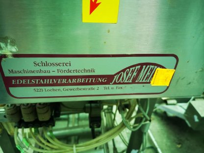 Bild 7:Verschließmaschine für Schnappdeckel, Deckelsortierer