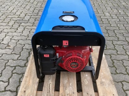 Bild 3:Notstromaggregat CX7000T