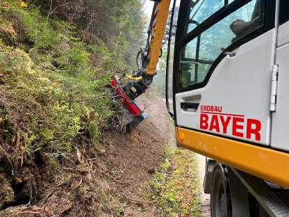 Bild 9:Böschungspflege