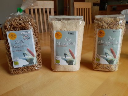 Bio Mais: Mehl, Gries (Polenta) und Spiralen