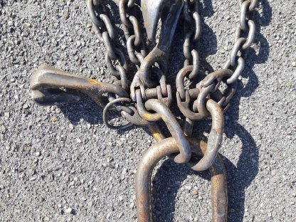 Bild 4:PEWAG Kettengehänge LKW