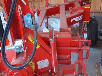 Bild 2:Schälpflug Ovlac Mini NF-5+1