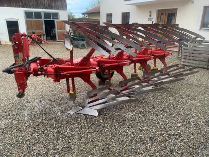 Bild 4:Pflug 4 Schar Pöttinger Servo 35 Nova Plus