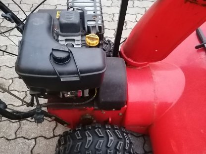 Bild 2:Ariens 1332 LE Schneefräse