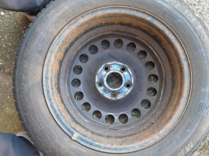 Bild 5:Winterreifen für VW Touran