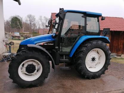 New Holland TL80