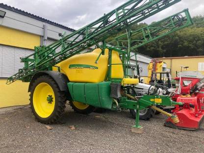 John Deere Feldspritze 740i