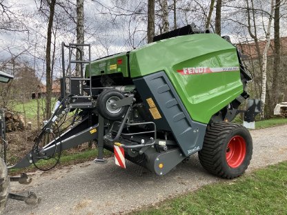 Fendt Rotana 160 V Rundballenpresse