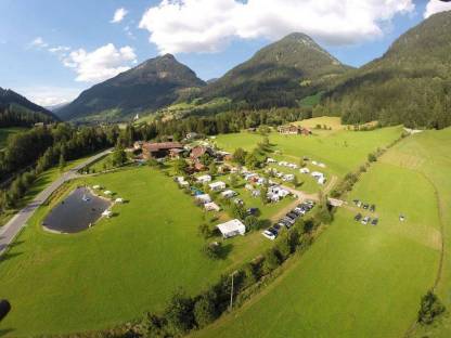 Mitarbeiterin, Praktikantin, sucht der Lindlerhof