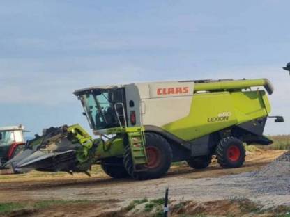 Bild 2:Lohndrusch Getreide und Mais