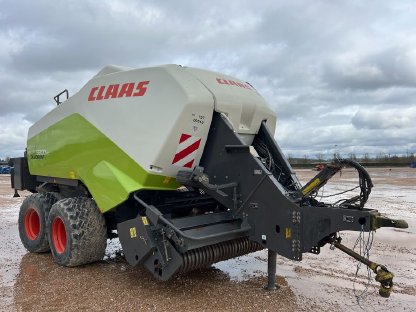 2014 Claas Quadrant 3300