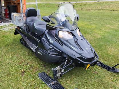 Arctic Cat 2013 Skidoo, Schneemobil Bearcat Z1 XT Limited Black Edition