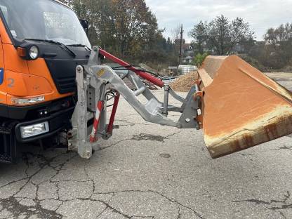 Frontlader, Lader für Unimog