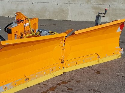 Bild 7:Vermietung Schneepflug