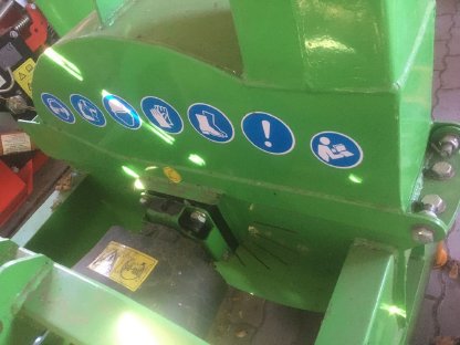 Bild 6:Holzschredder