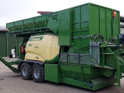 Bild 2:Heustockpresse, Quaderballenpresse Krone