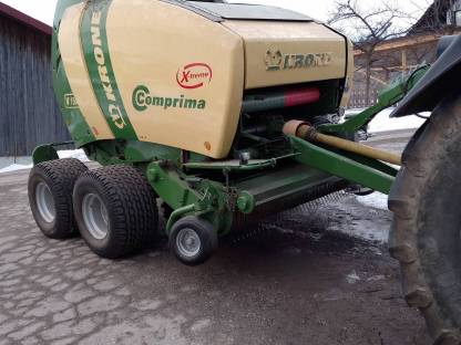 Krone Presse Comprima V150XC X-treme