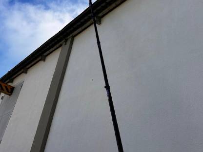 Bild 3:Dachrinnenreinigung