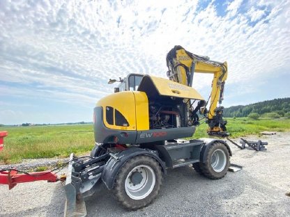 2015 Wacker Neuson W 100, 5.364 Bstd.