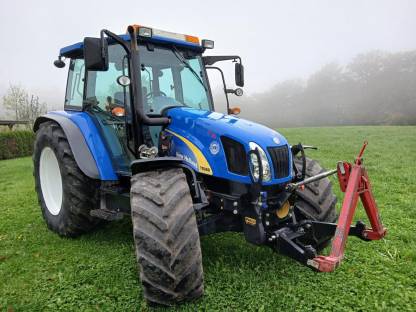 New Holland T5060