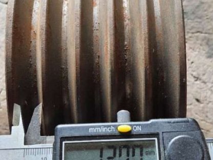 Bild 3:5-rillige Keilriemenscheibe 15 cm Dm., Bohrung 28 mm Dm.