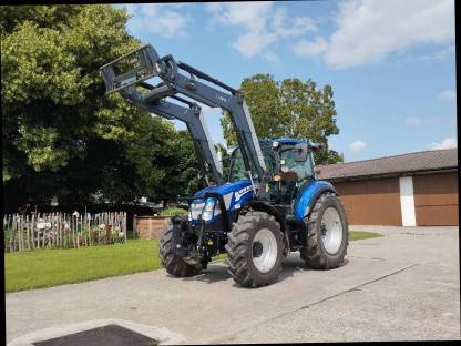 New Holland T4.95