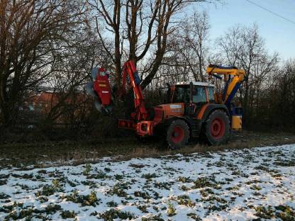 Bild 3:Landschafts - und Kommunalpflege