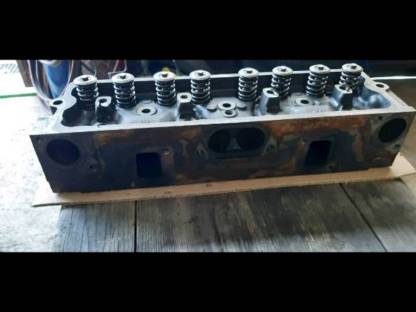 Bild 3:Zylinderkopf Lindner Geo 70, Bj. 2000