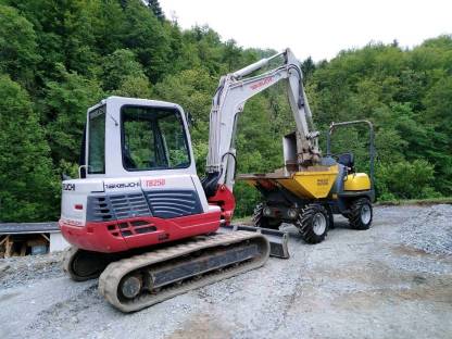 Bild 2:Vermiete 5 to Bagger und Dumper