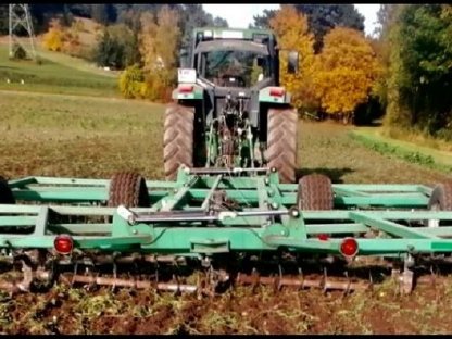 Bild 2:Spatenrollegge Kronos 6400