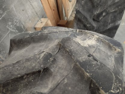 Bild 5:380/85 R28, 320/70 R20