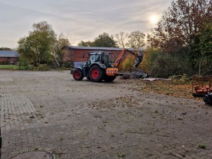 Bild 2:Knickpflege, Heckenschnitt, Feldkantenpflege