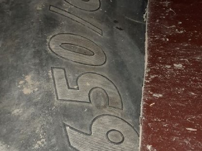 BKT 650/65 R 38