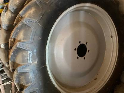 Pflegereifen für Deutz 3.65 DX