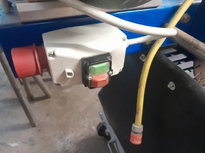 Bild 6:Ziegelschneidmaschine