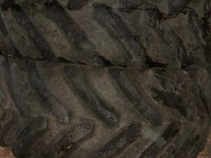 Bild 4:BKT 650/65 R 38