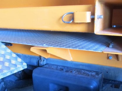 Bild 4:Streuautomat Gmeiner STA 2000 TC